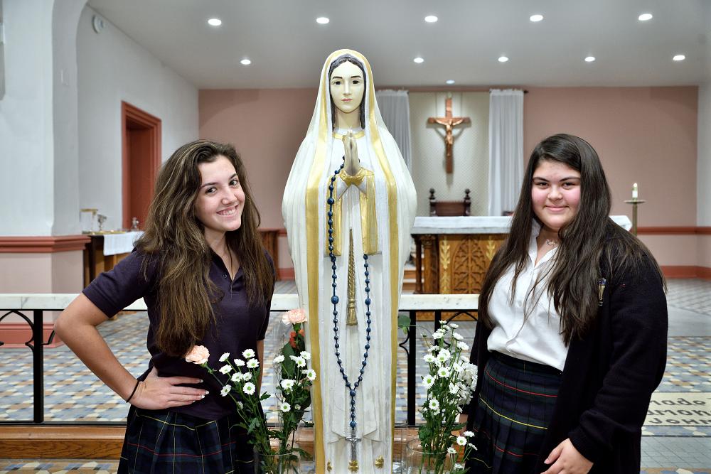 May Crowning 2 Girls May Crowning 2 Girls